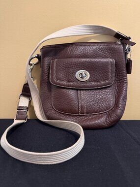 Coach Brown Pebbled Leather Crossbody Bag Turn Lock Pocket Adjustable Strap